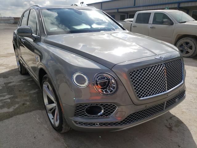 VIN SJAAC2ZV1JC017302 2018 Bentley Bentayga no.1