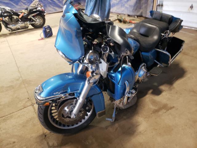 2011 HARLEY-DAVIDSON FLHTCU 1HD1FC414BB618984
