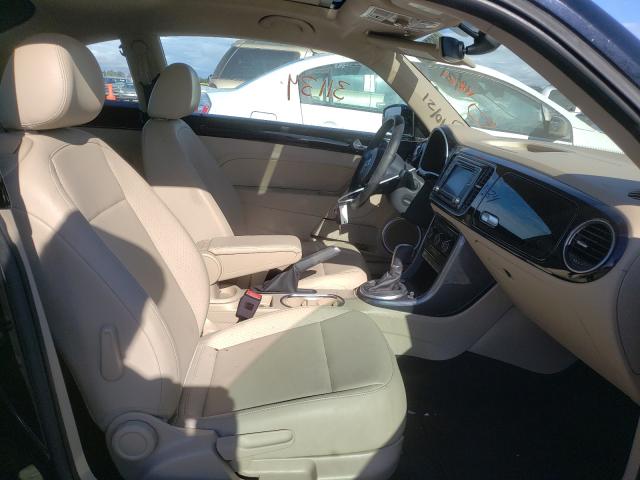 2018 VOLKSWAGEN BEETLE SE 3VWJD7AT2JM707977