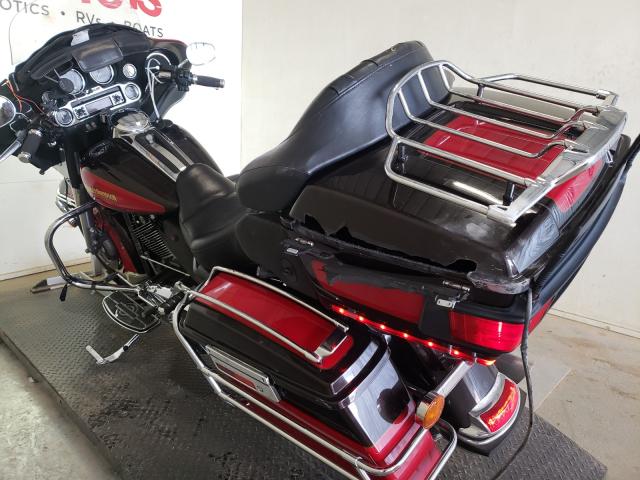 2010 HARLEY-DAVIDSON FLHTCU 1HD1FC412AB633689