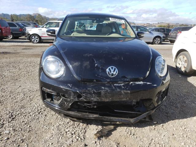 2018 VOLKSWAGEN BEETLE SE 3VWJD7AT2JM707977