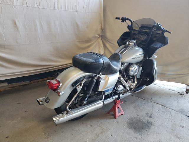 2011 HARLEY-DAVIDSON FLTRU 1HD1KGM13BB651168