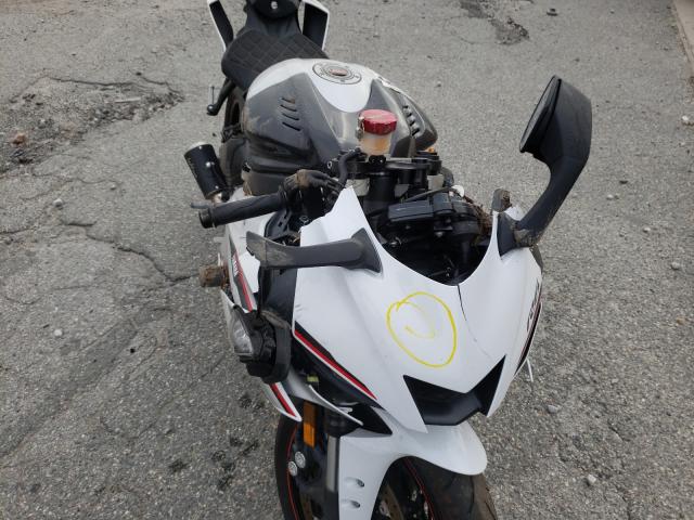 2017 YAMAHA YZFR6 JYARJ28E6HA000585