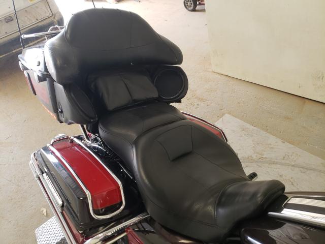 2010 HARLEY-DAVIDSON FLHTCU 1HD1FC412AB633689
