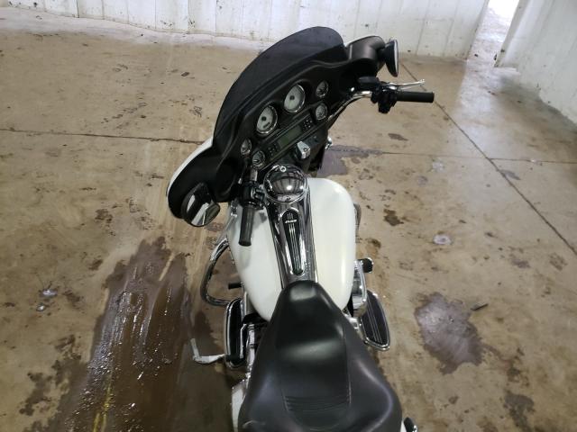 2008 HARLEY-DAVIDSON FLHX 1HD1KB4188Y684403