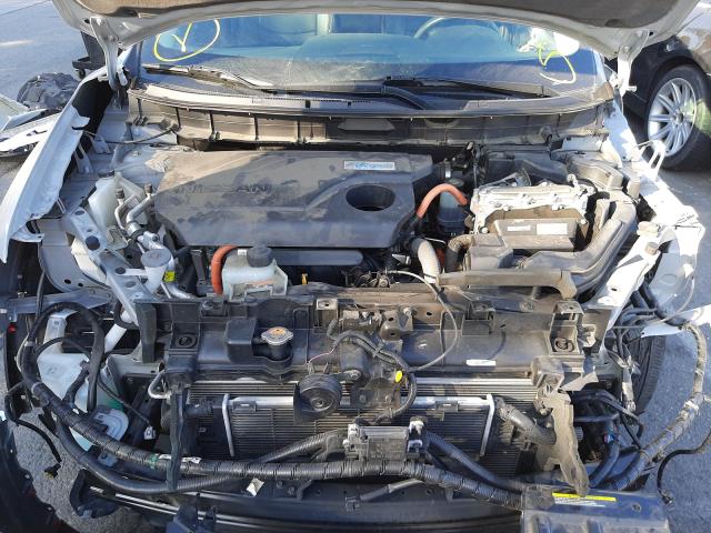 2017 NISSAN ROGUE SV H 5N1ET2MT0HC798647