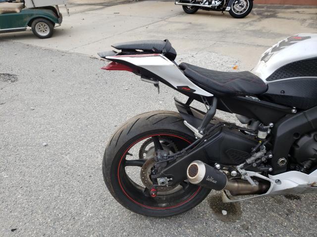 2017 YAMAHA YZFR6 JYARJ28E6HA000585