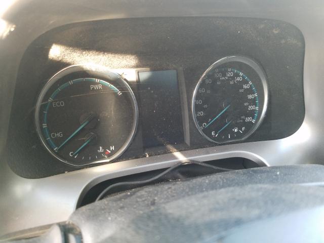 2018 TOYOTA RAV4 HV LE JTMRJREVXJD154545