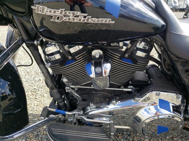 2019 HARLEY-DAVIDSON FLHX 1HD1KBC12KB654762