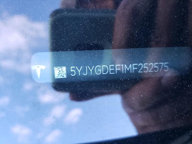2021 TESLA MODEL Y 5YJYGDEF1MF252575