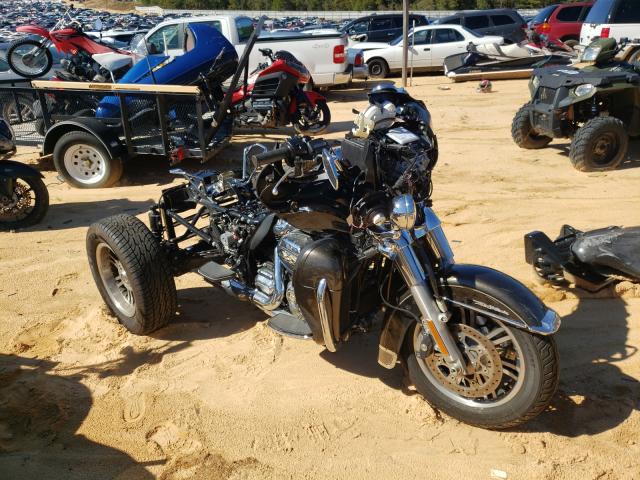 Salvage motorcycles for sale at Gaston, SC auction: 2020 Harley-Davidson Flhtcutg