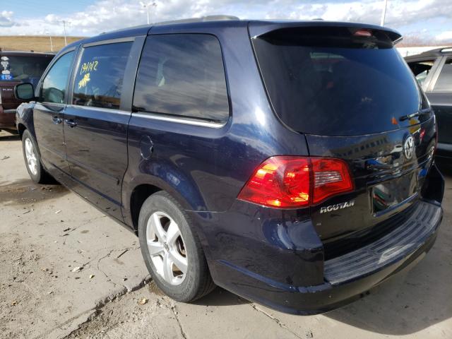 2011 VOLKSWAGEN ROUTAN SE 2V4RW3DG2BR717206