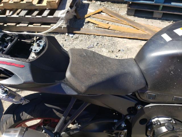 2017 SUZUKI GSX-R600 JS1GN7FA4H2100136