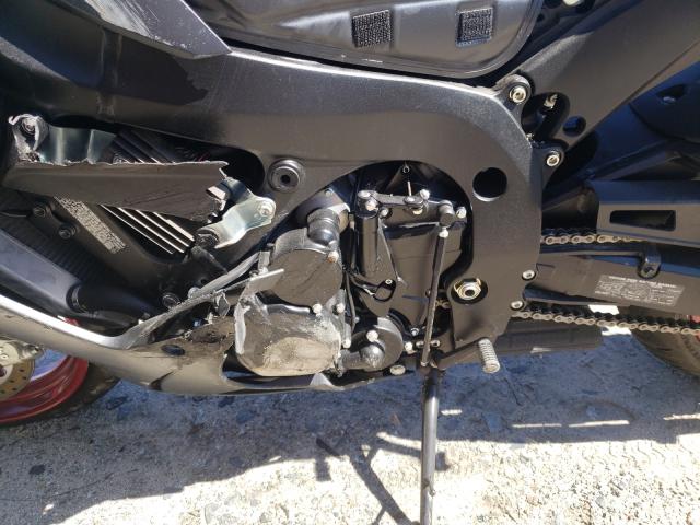 2017 SUZUKI GSX-R600 JS1GN7FA4H2100136