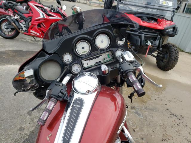 2010 HARLEY-DAVIDSON FLHX 1HD1KB419AB640600