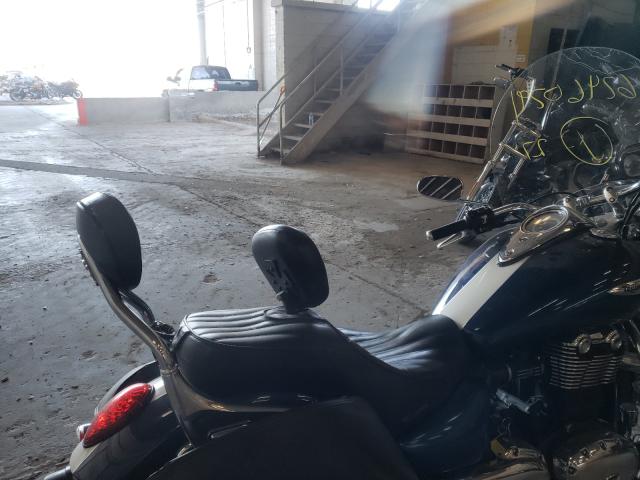 2010 TRIUMPH MOTORCYCLE THUNDERBIR SMTB01TL8AJ432451