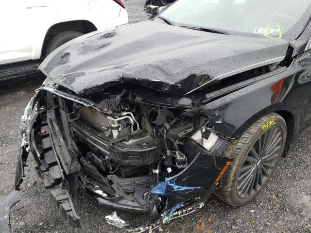 2017 LINCOLN MKZ RESERV 3LN6L5F98HR645068