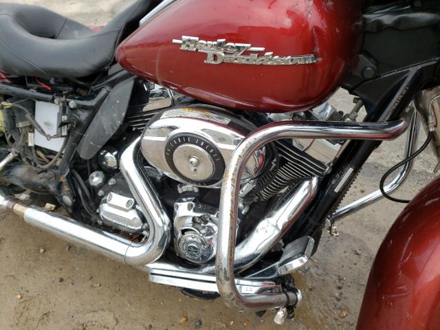 2010 HARLEY-DAVIDSON FLHX 1HD1KB419AB640600