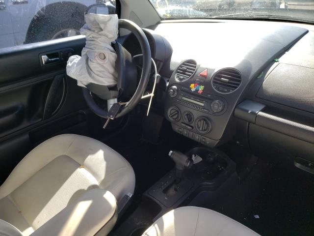 2010 VOLKSWAGEN NEW BEETLE 3VWRW3AG2AM022855
