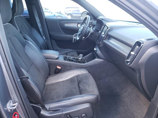 2019 VOLVO XC40 T5 MO YV4162XZ6K2004352