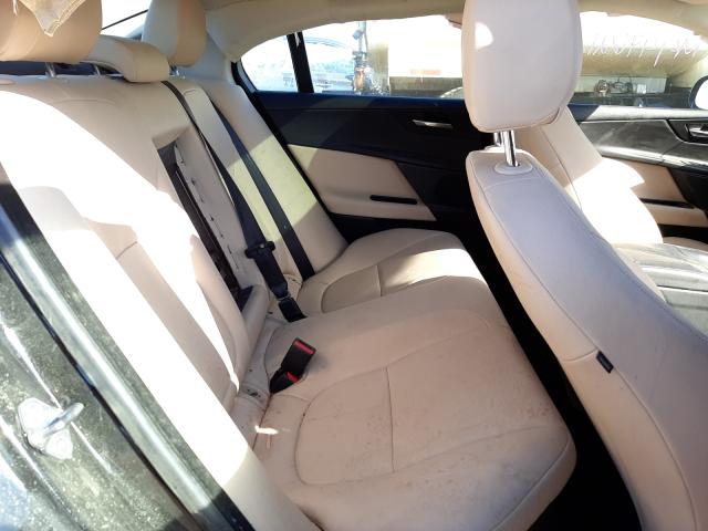 2017 JAGUAR XE SAJAR4BG3HA958648