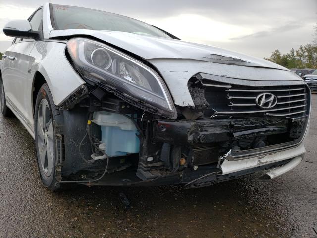 2016 HYUNDAI SONATA PLU KMHE14L23GA023585