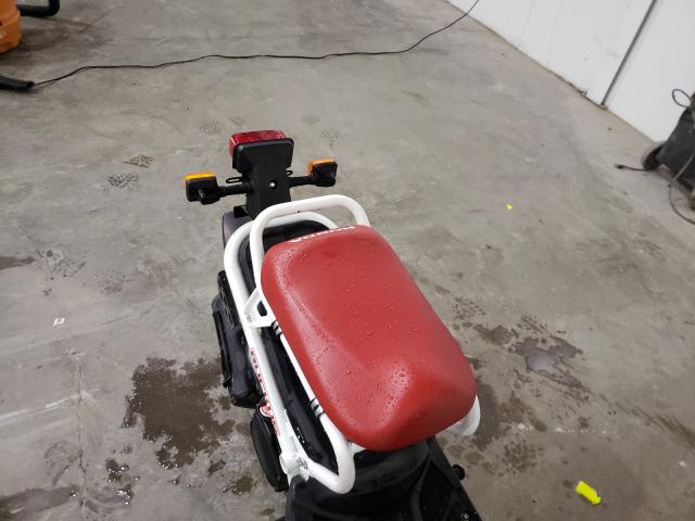 2015 HONDA NPS50 JH2AF581XFK301005