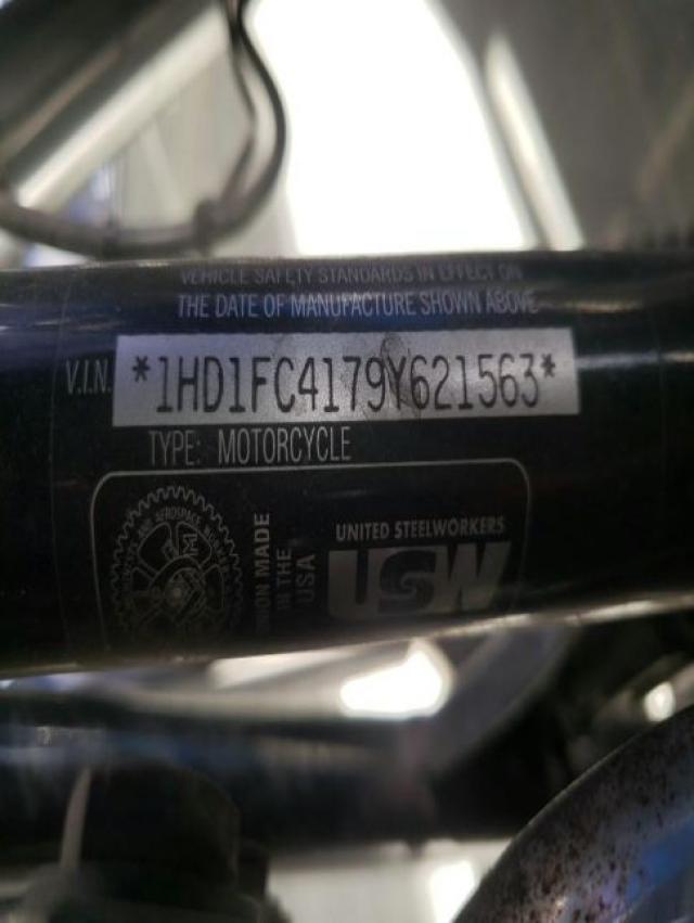 2009 HARLEY-DAVIDSON FLHTCU 1HD1FC4179Y621563