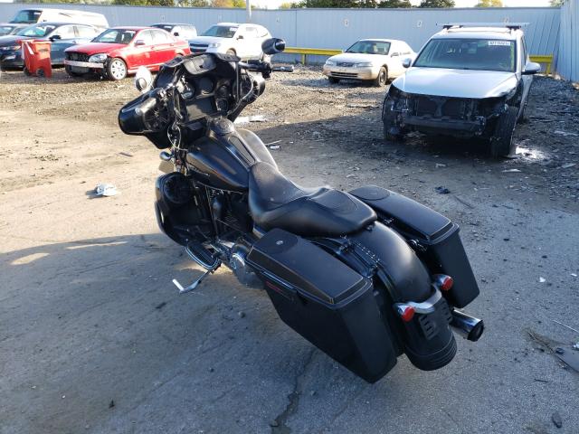 2010 HARLEY-DAVIDSON FLHX 1HD1KB412AB623069