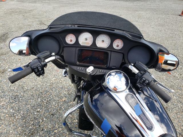 2019 HARLEY-DAVIDSON FLHX 1HD1KBC12KB654762