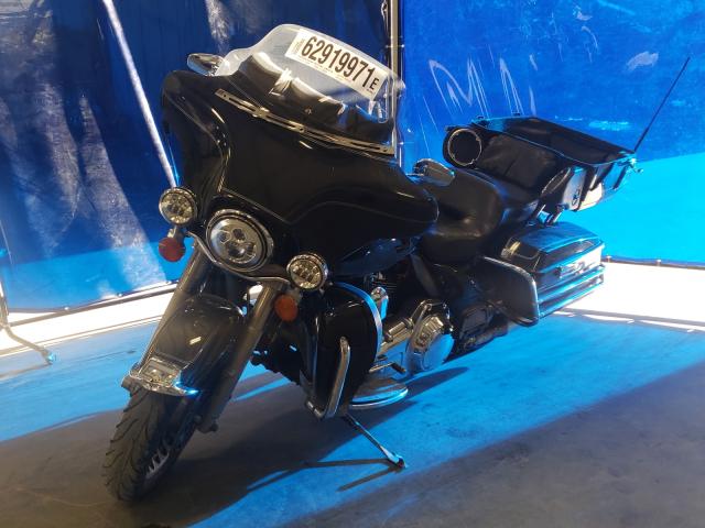 2009 HARLEY-DAVIDSON FLHTCU 1HD1FC4179Y621563