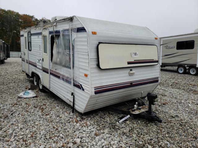Salvage trucks for sale at Warren, MA auction: 2000 Sunnybrook Camper
