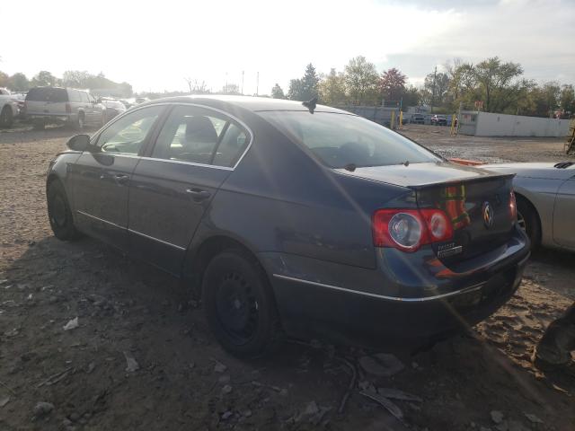 2010 VOLKSWAGEN PASSAT KOM WVWJM7AN0AE140176