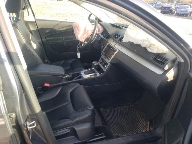 2010 VOLKSWAGEN PASSAT KOM WVWJM7AN0AE140176