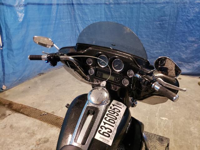 2011 HARLEY-DAVIDSON FLHTCU 1HD1FC41XBB633425