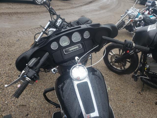 2017 HARLEY-DAVIDSON FLHTP POLI 1HD1FMC18HB639336