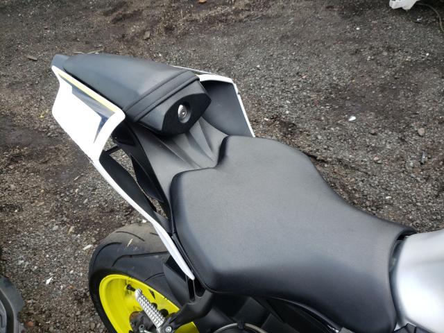 2017 YAMAHA YZFR6 JYARJ28E2HA000955