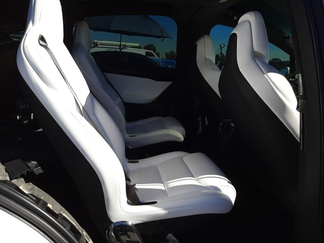 2018 TESLA MODEL X 5YJXCBE29JF102413
