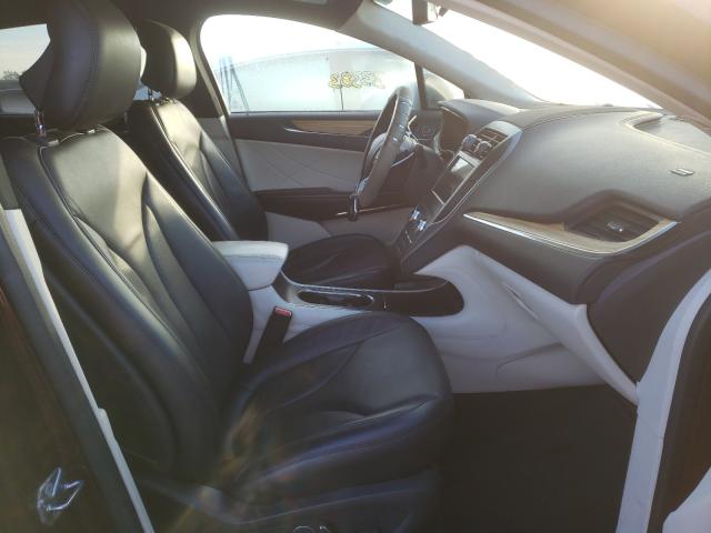 2016 LINCOLN MKC PREMIE 5LMCJ1C92GUJ31095