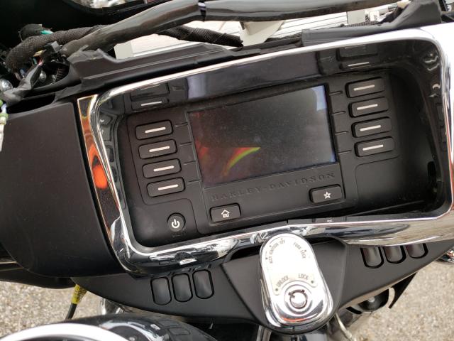 2019 HARLEY-DAVIDSON FLHX 1HD1KBC14KB647652