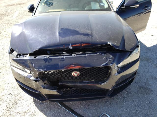 2018 JAGUAR XE SAJAR4FX2JCP36512