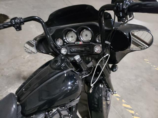 2007 HARLEY-DAVIDSON FLHX 1HD1KB4127Y718267