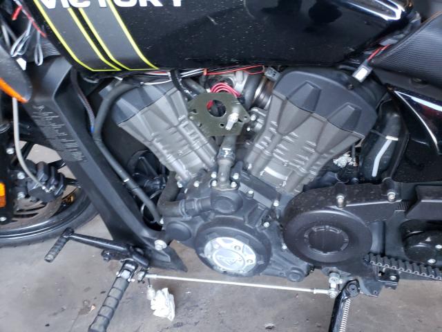 2017 VICTORY MOTORCYCLES OCTANE 5VPFTB004H3002620