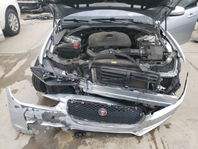 2017 JAGUAR XE SAJAR4BG1HA965162