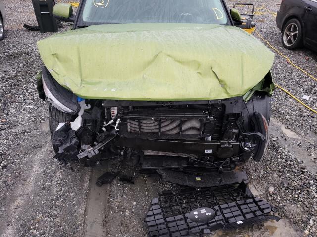 2021 HYUNDAI VENUE SE KMHRB8A34MU114795