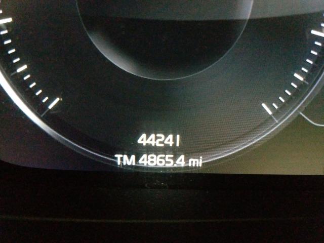 2019 VOLVO XC40 T5 IN YV4162UL8K2118515