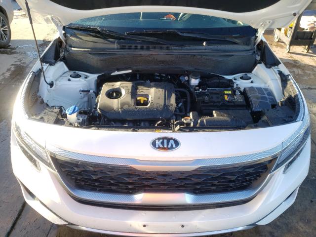 2021 KIA SELTOS S KNDEUCAA2M7155956