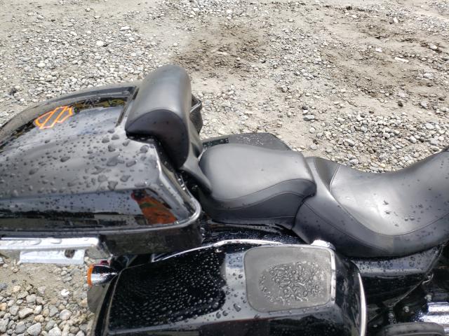 2019 HARLEY-DAVIDSON FLHT 1HD1FVC28KB649449