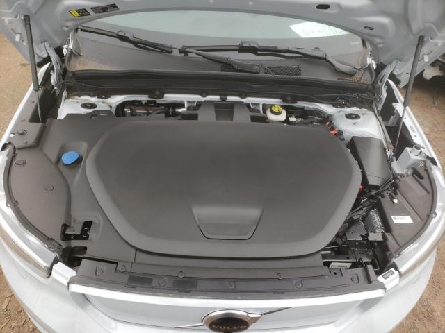 2021 VOLVO XC40 RECHA YV4ED3UR8M2439474