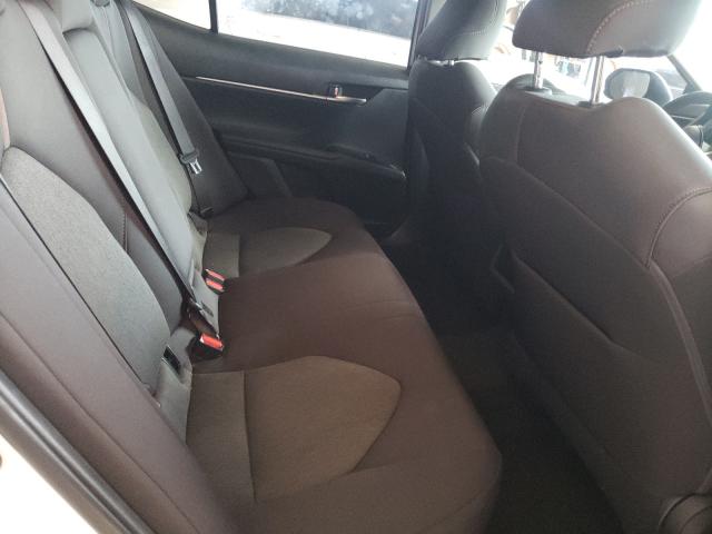 2018 TOYOTA CAMRY L/LE 4T1B11HK3JU581890